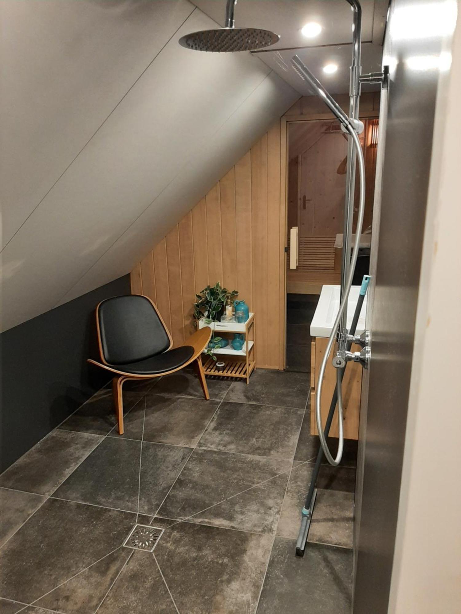 Loft De Hooizolder Met Sauna Bij Te Boeken Gees Kültér fotó